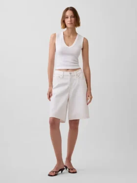 Moderne tanktop met V-hals