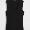 Moderne tanktop met V-hals