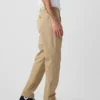 Moderne taps toelopende kaki's
