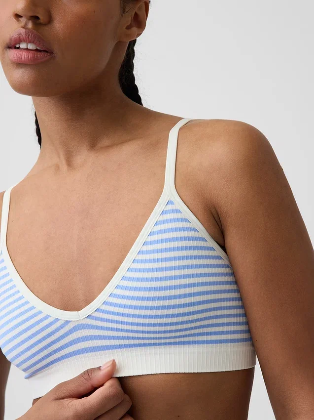Naadloze, geribde driehoekige bralette