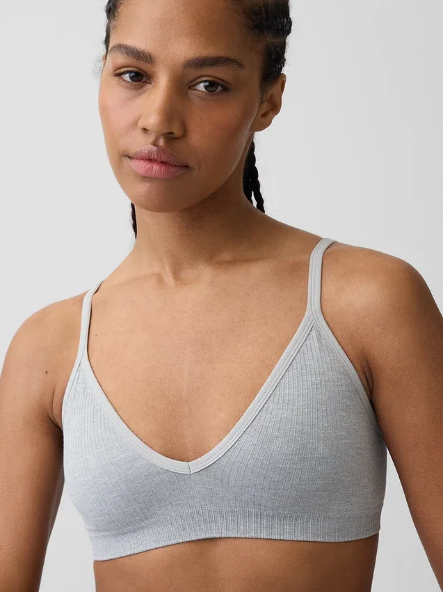 Naadloze, geribde driehoekige bralette
