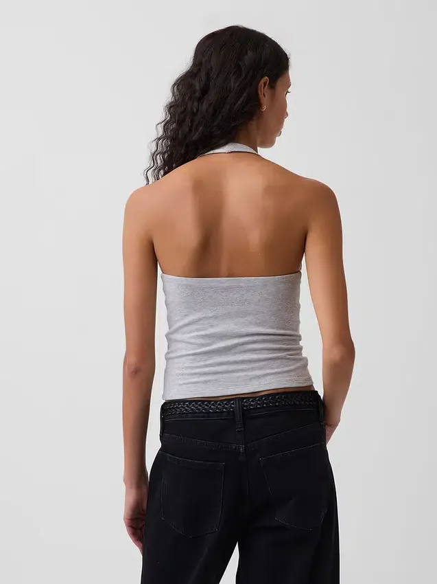 Nauwgebreide halter crop-top