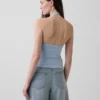 Nauwgebreide halter crop-top