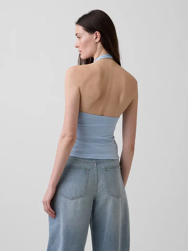 Nauwgebreide halter crop-top
