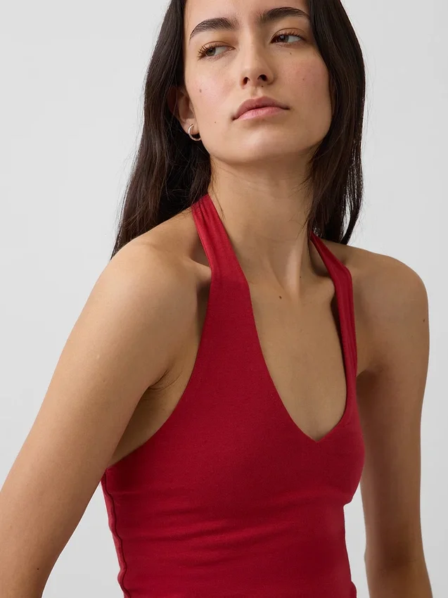 Nauwgebreide halter crop-top