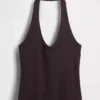 Nauwgebreide halter crop-top
