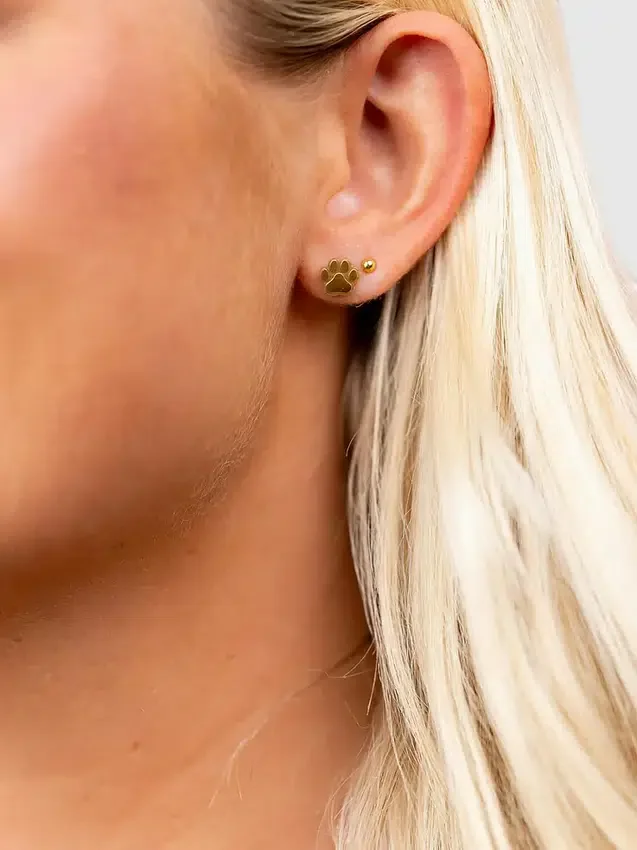 Oorbellen met pootafdruk en schroefsluiting voor gepiercete oren