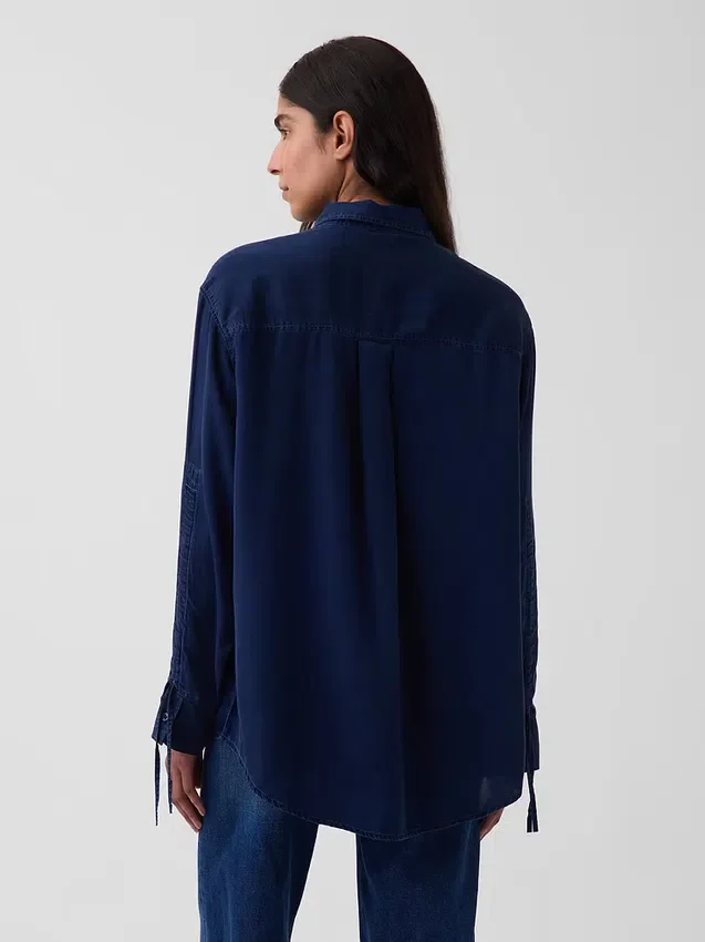 Oversized denim overhemd met gerimpelde mouwen