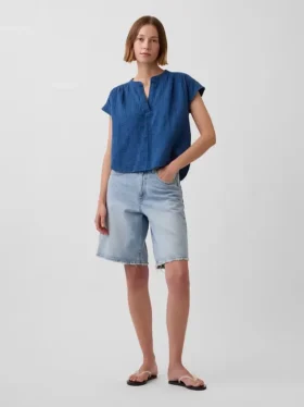 Oversized denimtop van katoenen gaas met gespleten hals