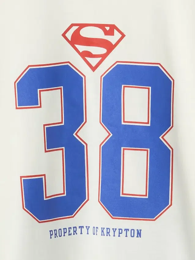 Oversized pyjama-joggerset voor kinderen met Superman-motief, gemaakt van gerecycled materiaal