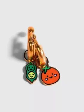 Pierced Co-bedeltjes in de vorm van een erwtenpeul en tomaat voor Huggie-oorbellen