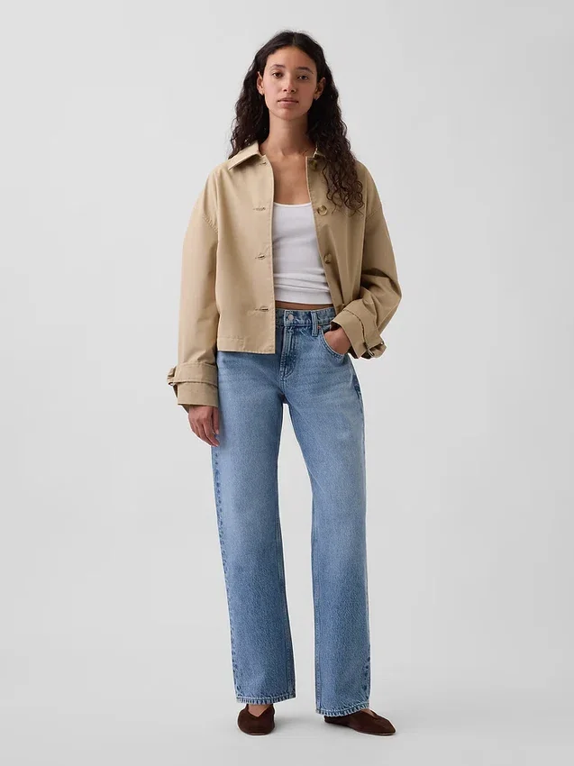 Rechte, taps toelopende jeans met middelhoge taille