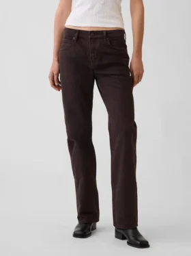 Rechte, taps toelopende jeans met middelhoge taille