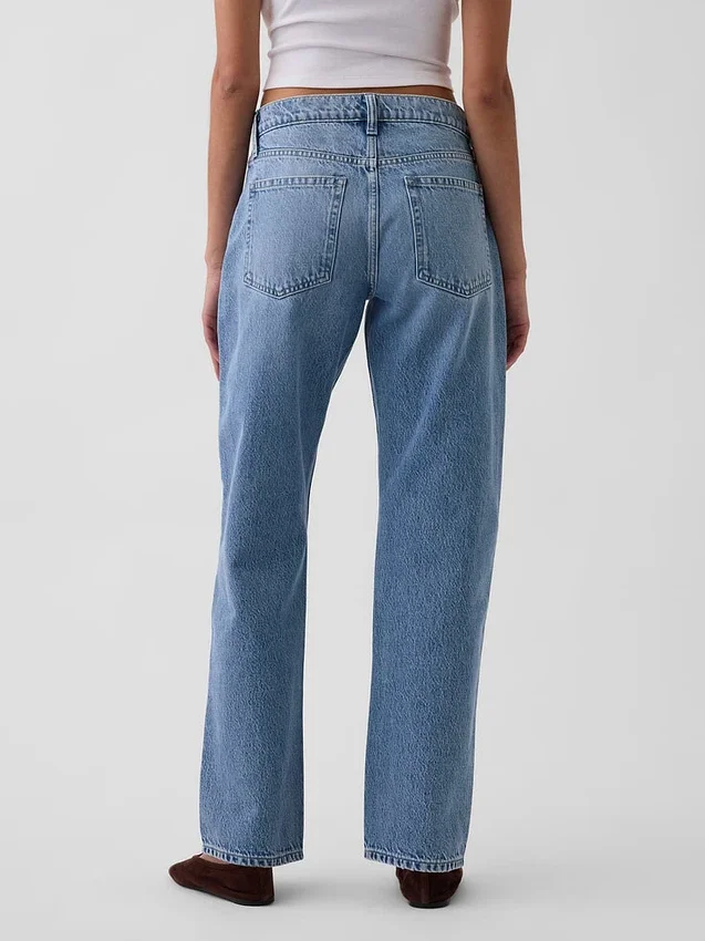 Rechte, taps toelopende jeans met middelhoge taille