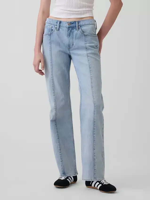 Relaxed straight jeans met middelhoge taille en naden