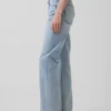 Relaxed straight jeans met middelhoge taille en naden