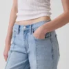 Relaxed straight jeans met middelhoge taille en naden