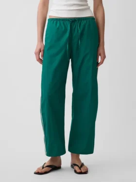 Relaxte, gemakkelijk aan te trekken gestreepte broek van biologisch katoenpopeline