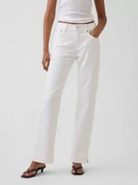 Relaxte rechte Jeans met middelhoge taille en gespleten zoom