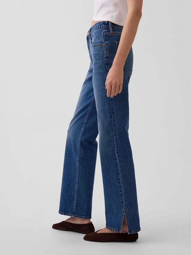 Relaxte rechte Jeans met middelhoge taille en gespleten zoom