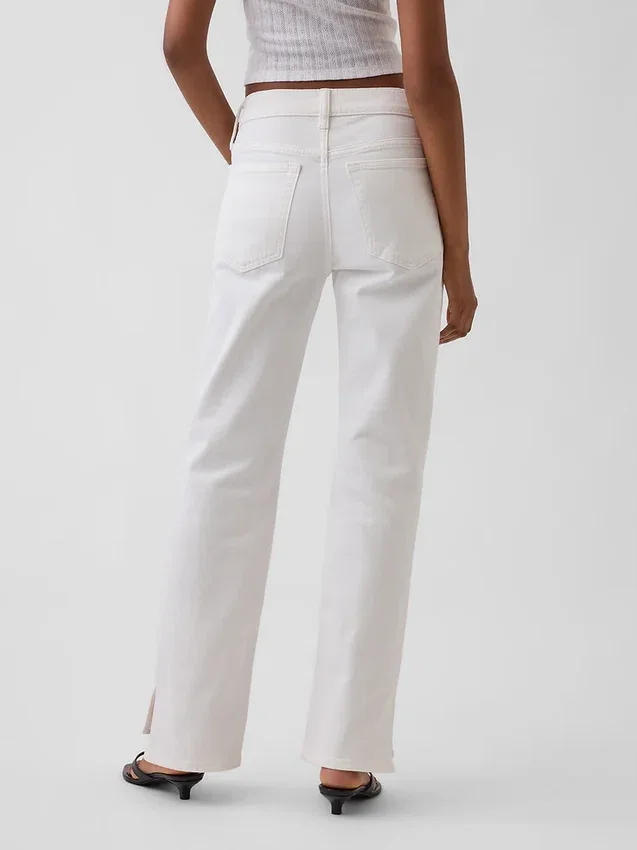 Relaxte rechte Jeans met middelhoge taille en gespleten zoom