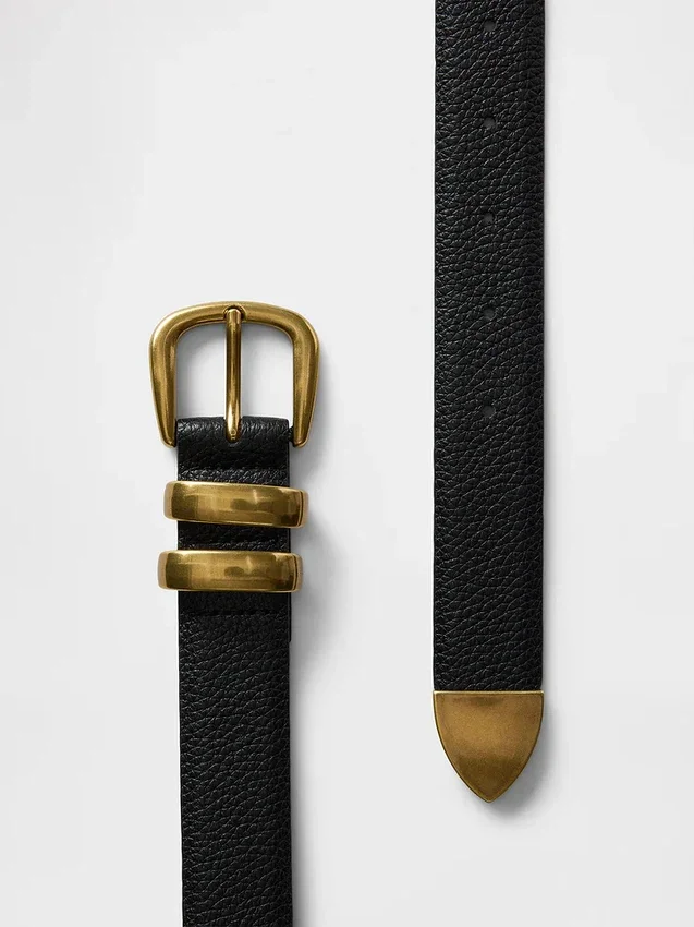 Riem van leer met korrelpatroon