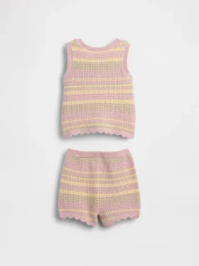 Set met gehaakt gestreept vestje voor baby’s