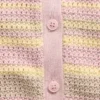 Set met gehaakt gestreept vestje voor baby’s
