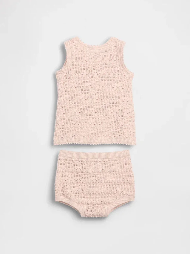 Set met gehaakte baby-tanktop en korte broek