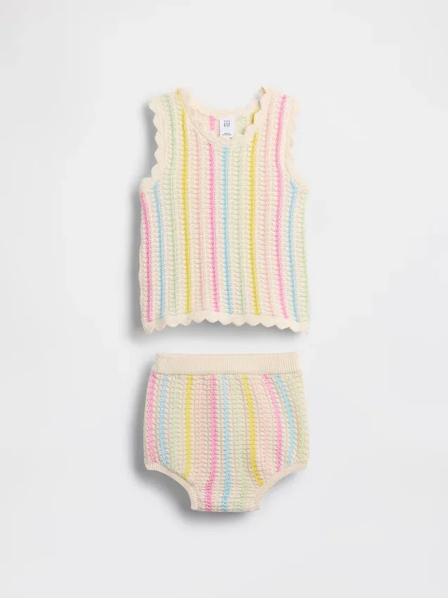 Set met gehaakte gestreepte tanktop en short voor baby’s