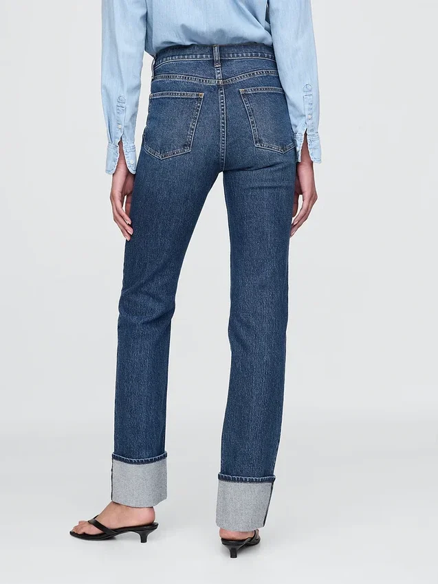Slim straight jeans met hoge taille en omgeslagen boorden in jaren '90-stijl
