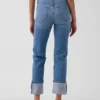 Slim straight jeans met hoge taille en omgeslagen boorden in jaren '90-stijl