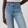 Slim straight-Jeans uit de jaren ’90 met hoge taille en gedraaide naden