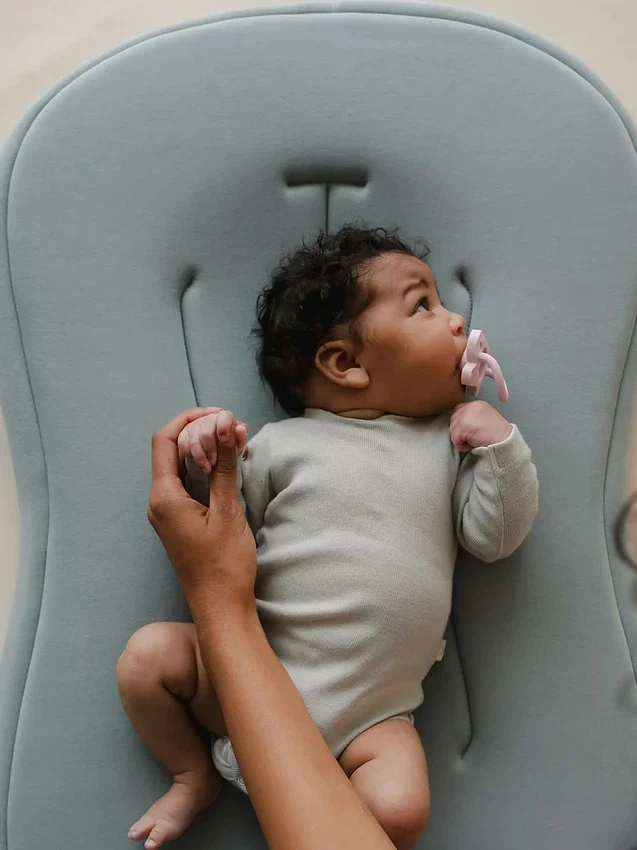 Snuggle Me Curve-ligstoeltje voor baby’s