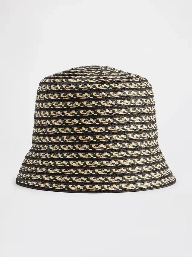 Stro-buckethoed