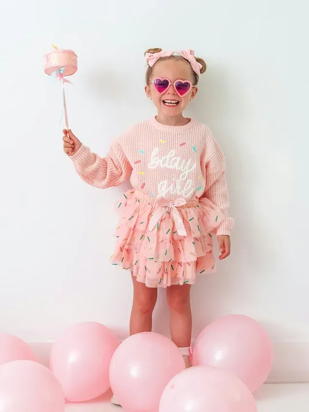 Sweet Wink Birthday Girl Sprinkle-trui