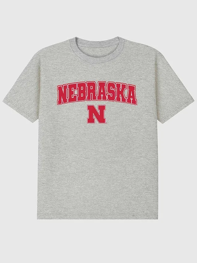 T-shirt met donkere afbeelding van het Arch Logo van de University of Nebraska