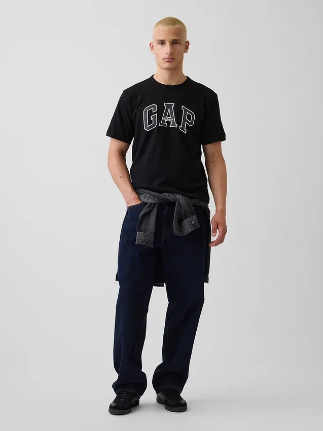 T-shirt met Gap Arch Logo