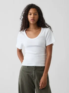 T-shirt met geribde ronde hals