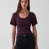 T-shirt met geribde ronde hals