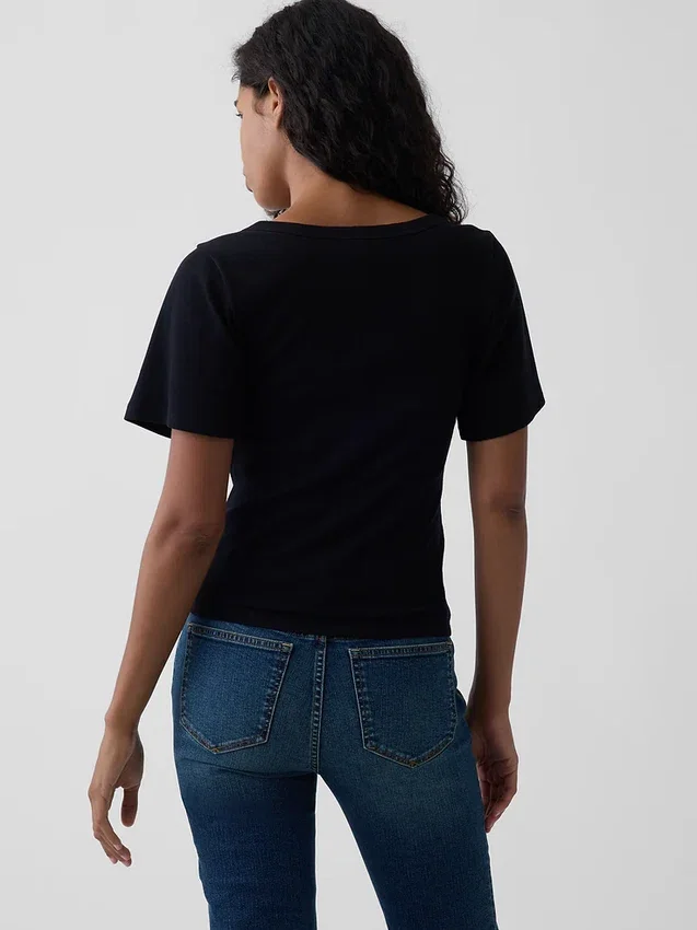 T-shirt met geribde ronde hals