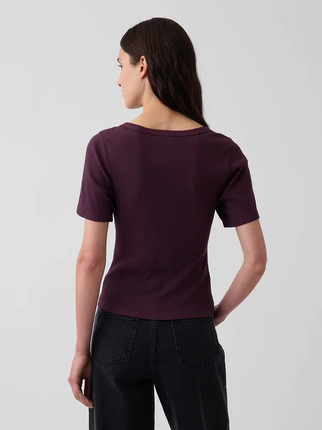 T-shirt met geribde ronde hals