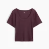 T-shirt met geribde ronde hals