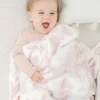 The Gilded Bird: bamboe babydeken met lente-toile-motief