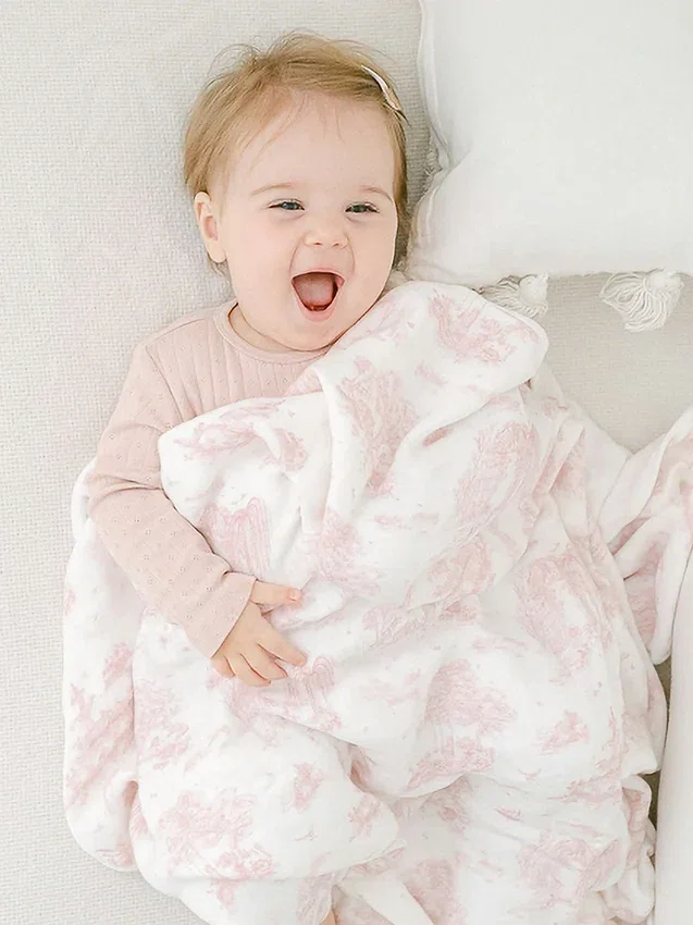 The Gilded Bird: bamboe babydeken met lente-toile-motief