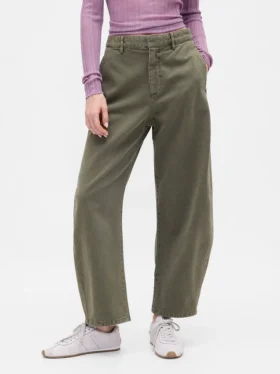 Twill-broek met middelhoge taille en wijde pijpen