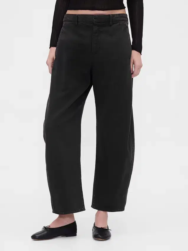 Twill-broek met middelhoge taille en wijde pijpen