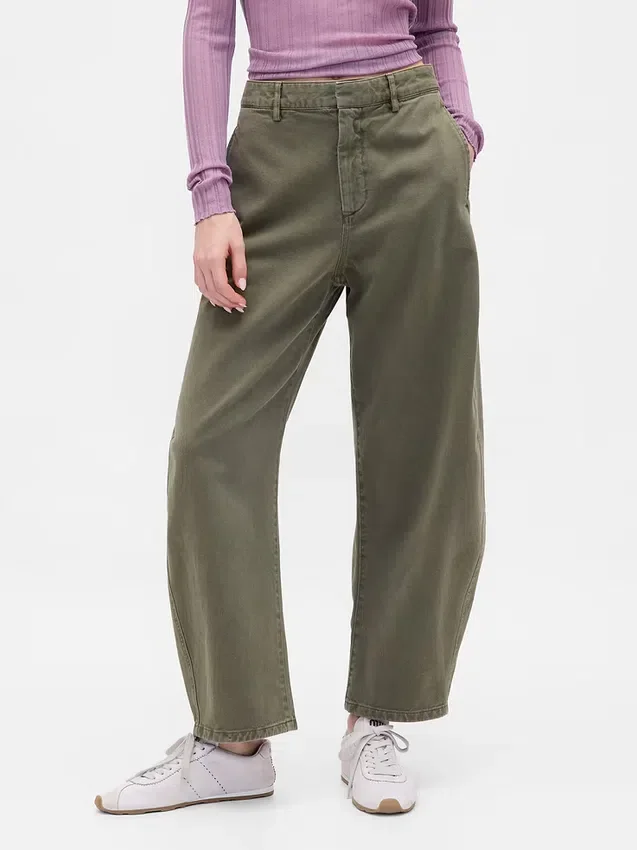 Twill-broek met middelhoge taille en wijde pijpen