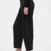 Twill-broek met middelhoge taille en wijde pijpen