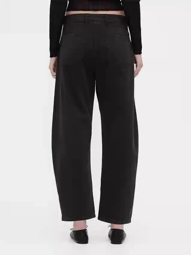 Twill-broek met middelhoge taille en wijde pijpen